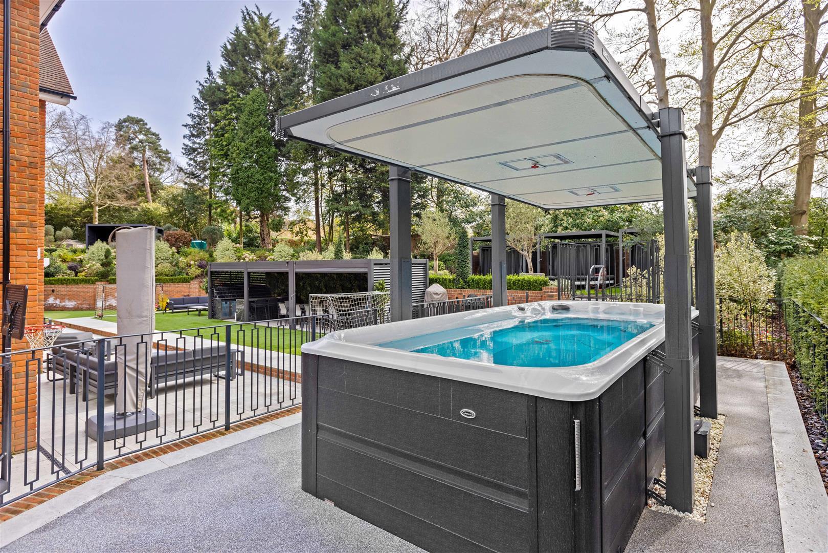 Property Image 979a96ac-dce2-453e-918b-2f9d7f7a9c1e