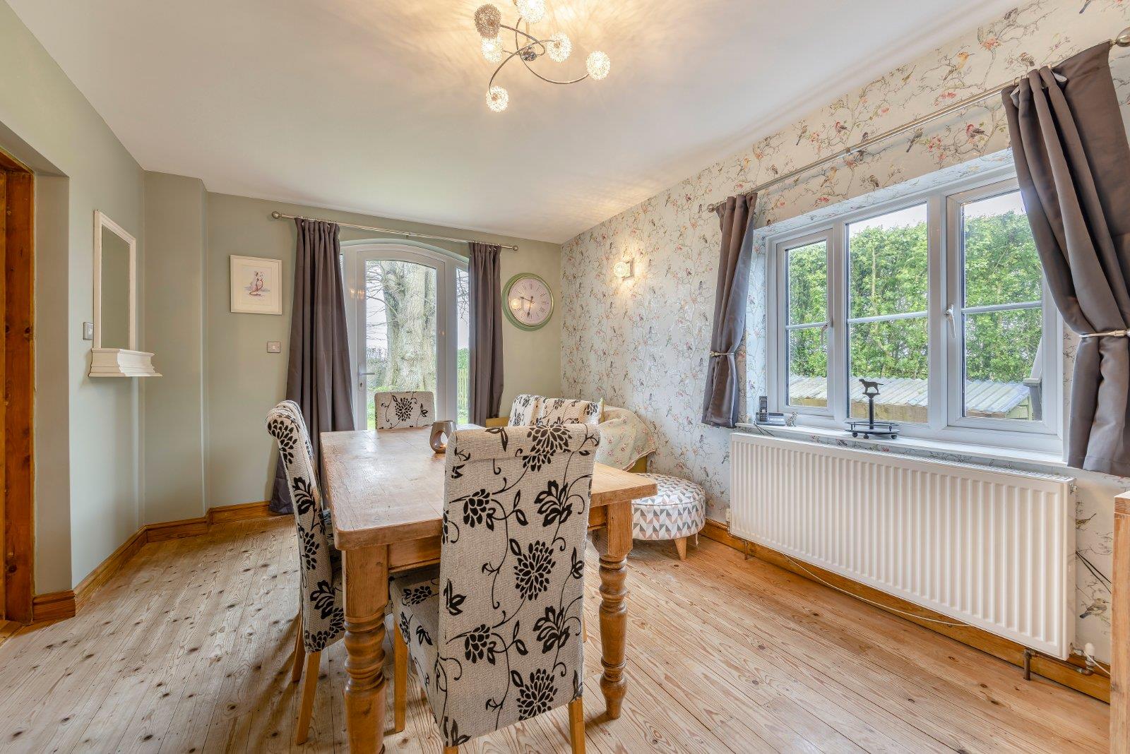 Property Image 97a41ba6-e2bc-4636-9a09-e393ad31c8c7