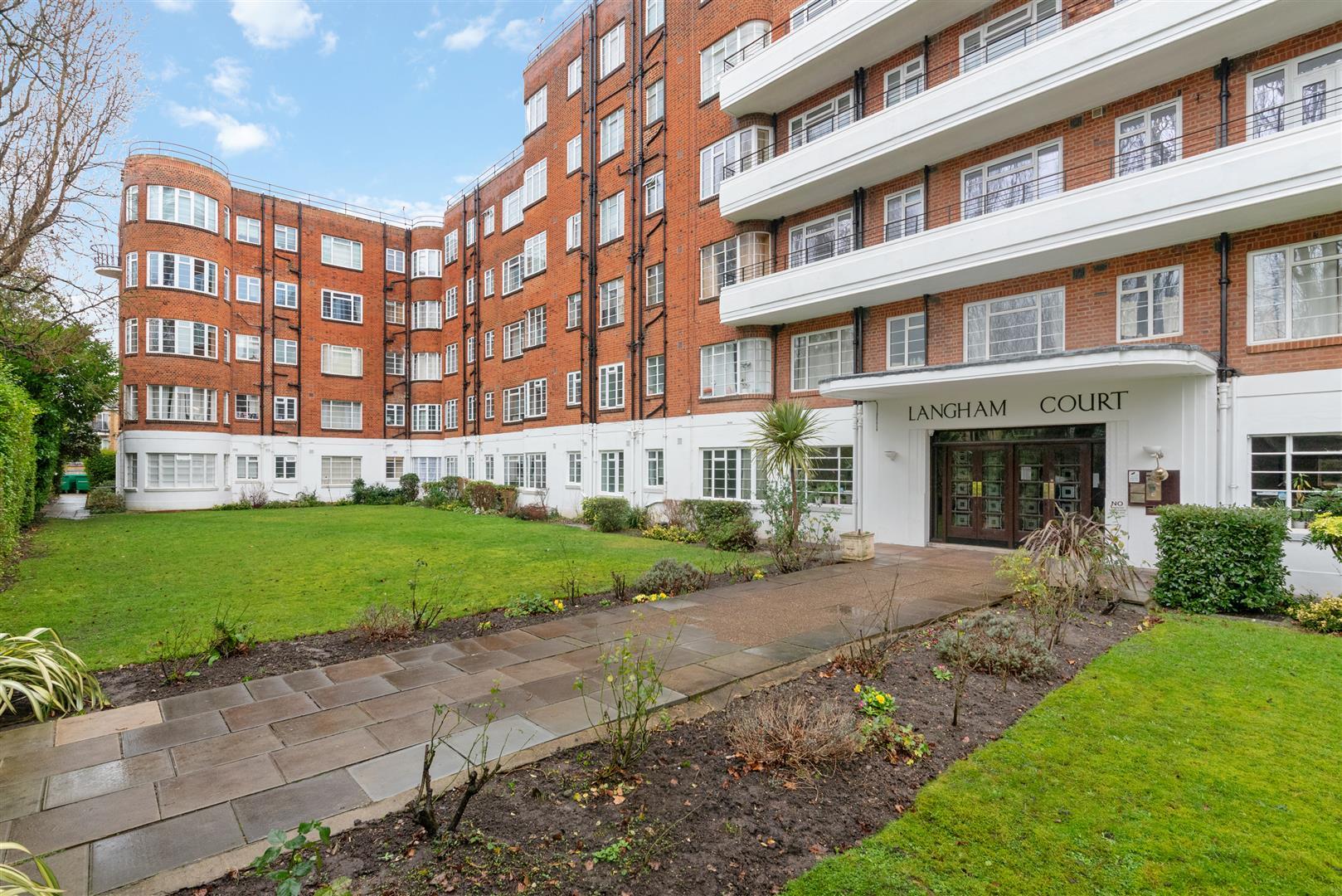 Property Image 97a45e46-906f-4707-8b07-2f4c0941bbf0