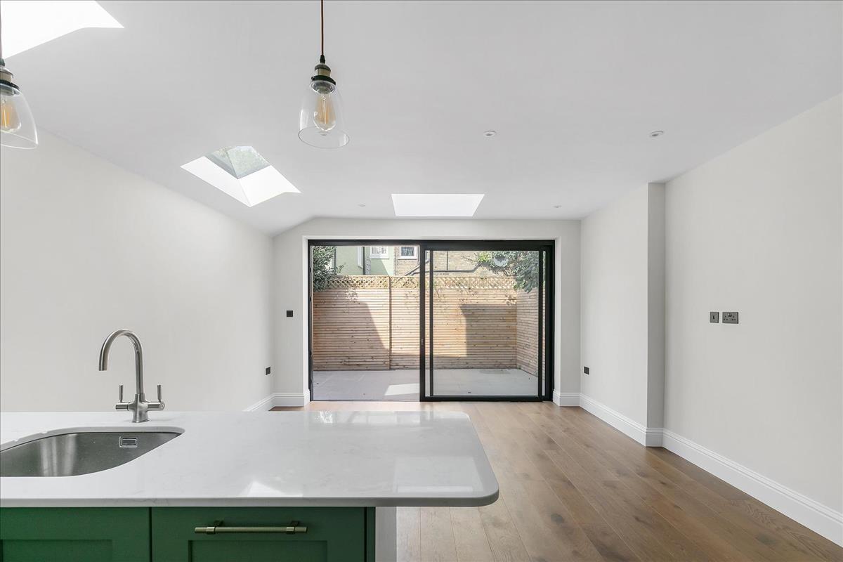 Property Image 97ac5b17-5c7e-4f9a-94d9-6db229116519