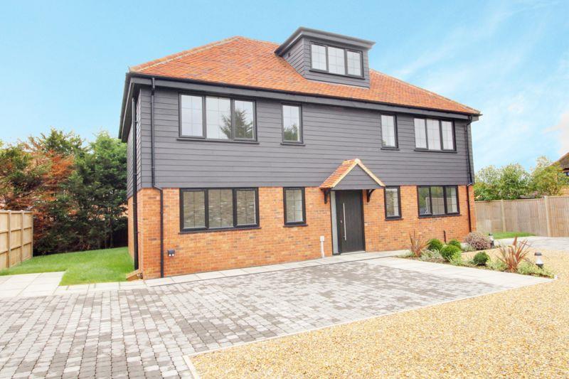 Property Image 97ae58de-f070-488d-896f-6ca37b57c735