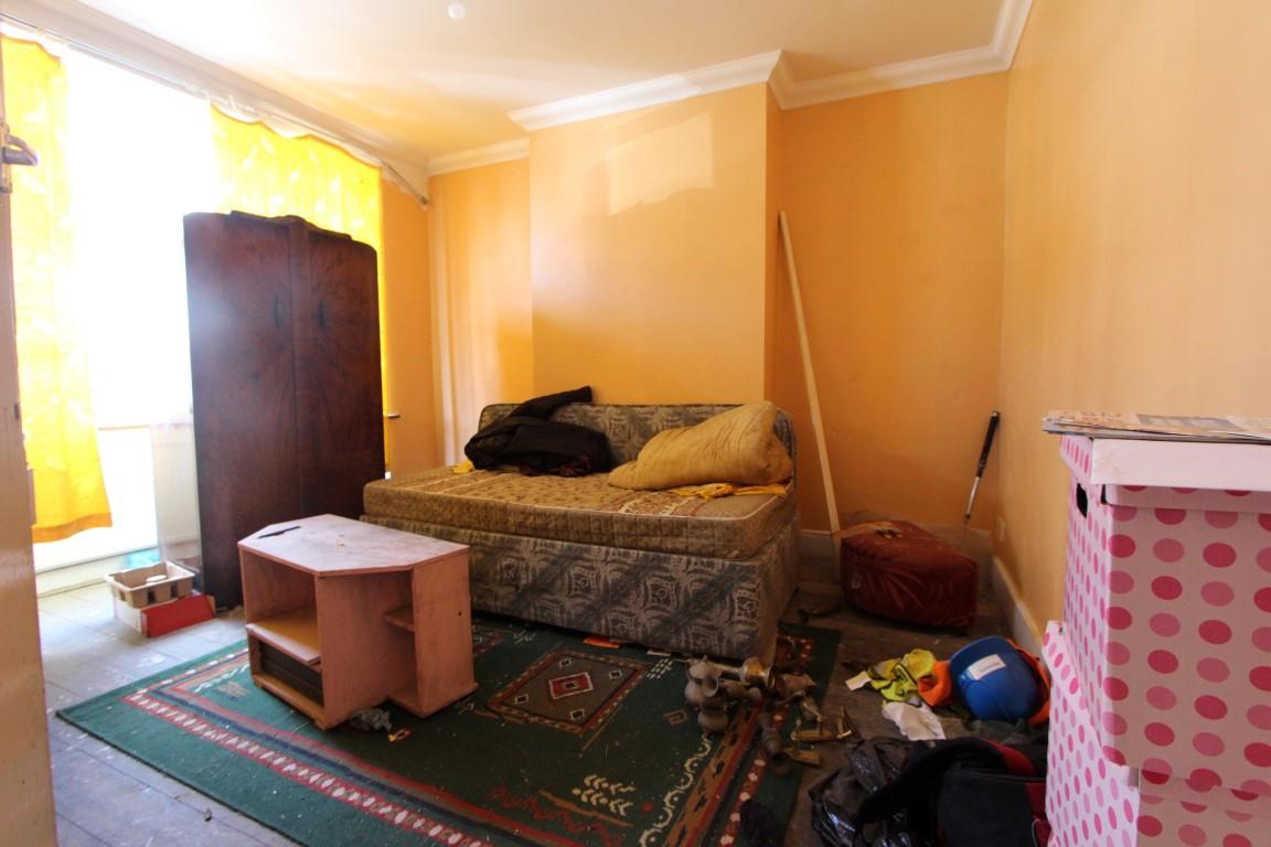 Property Image 97b11cf3-f776-44e8-bbbe-3b115945a559