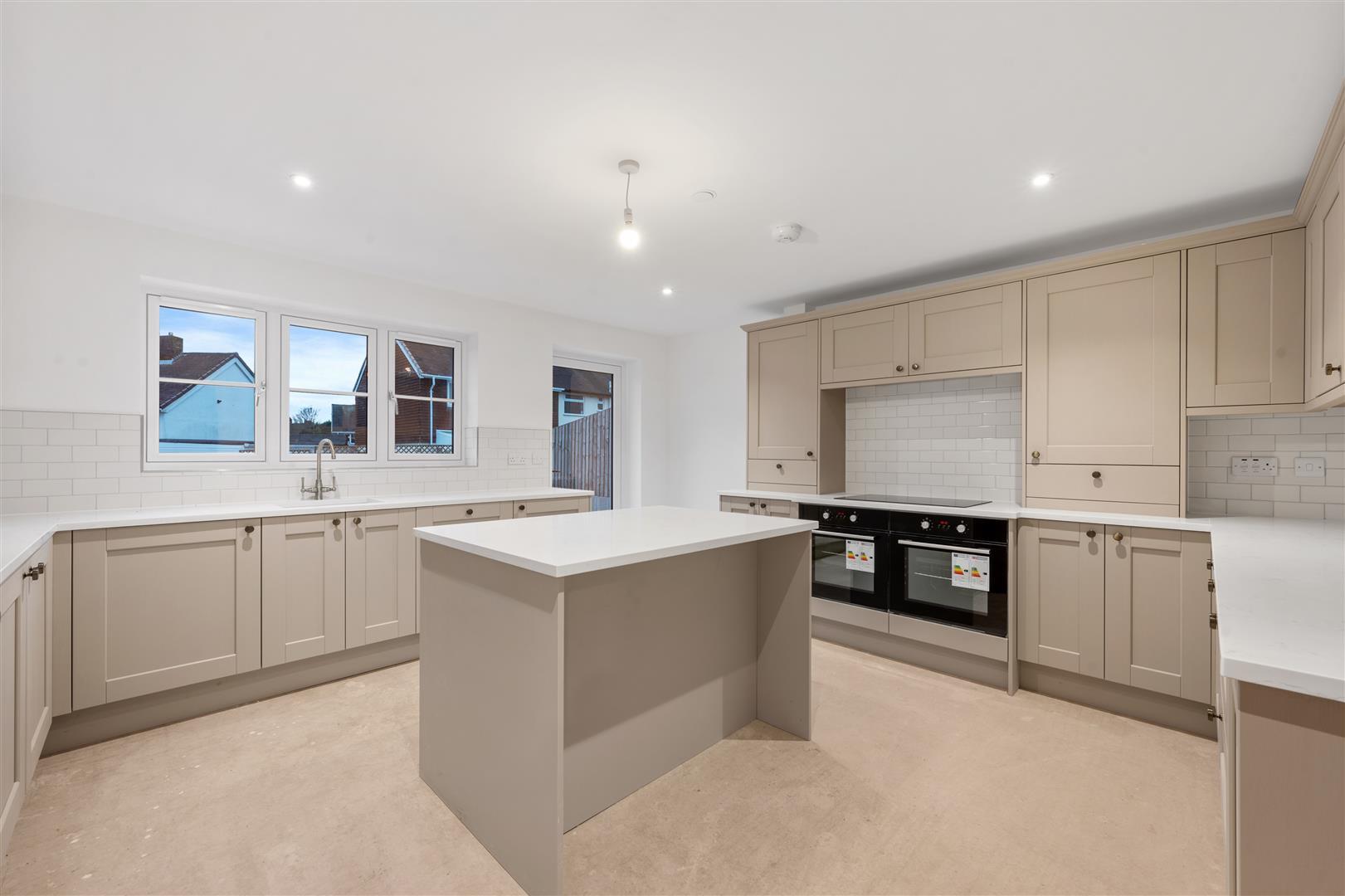 Property Image 97b39bb3-8fd4-4225-8d08-d85119eaccfe
