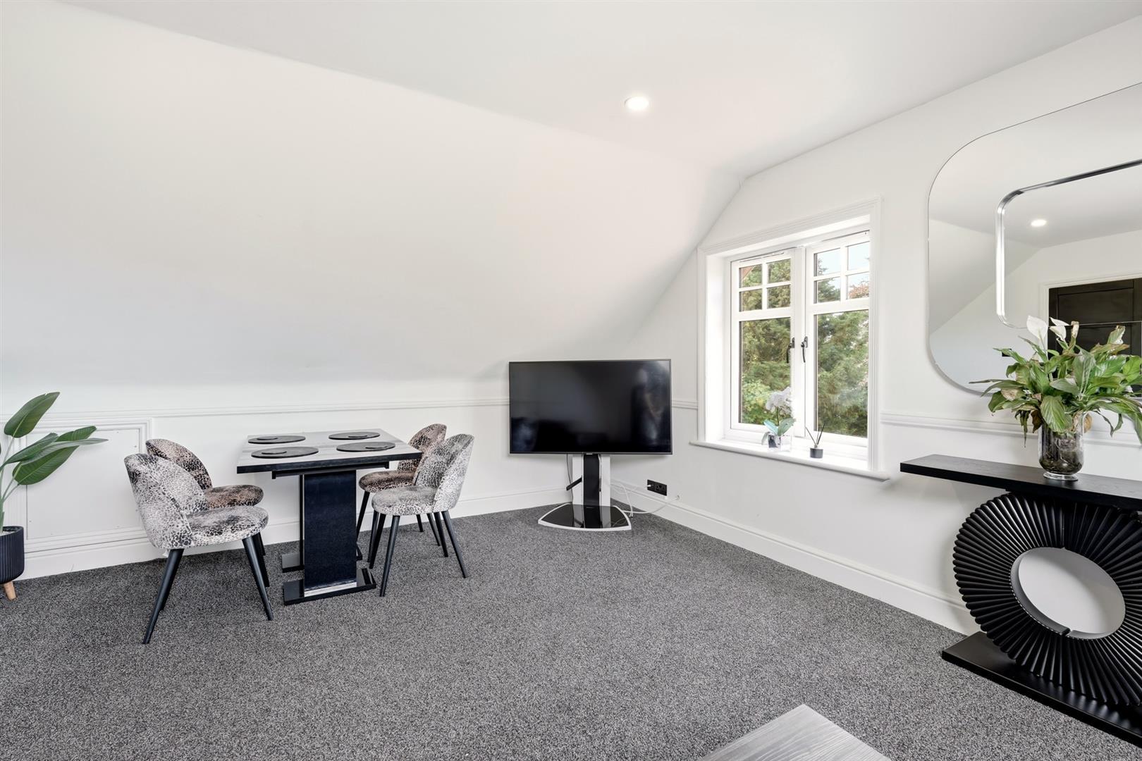 Property Image 97ba6bbb-8bb7-4aa1-95ed-00e03b0c1968