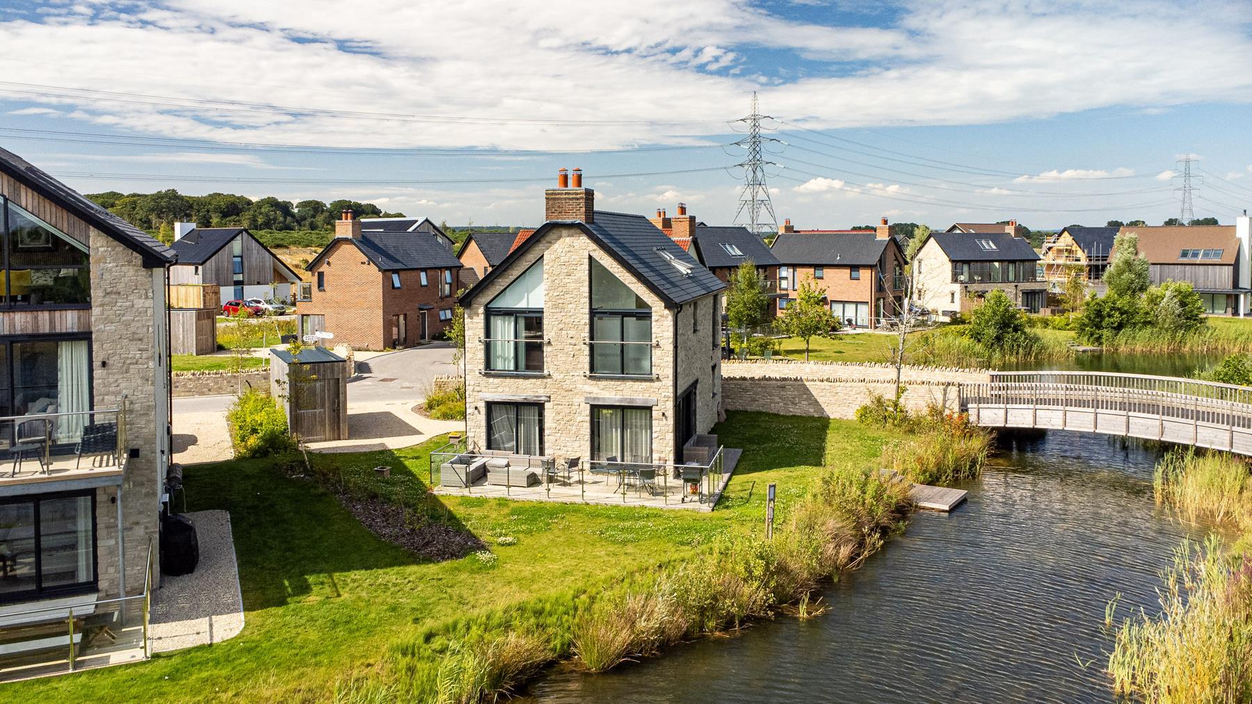 Property Image 97c7365f-55cc-4f25-9693-738f4feb7eb3