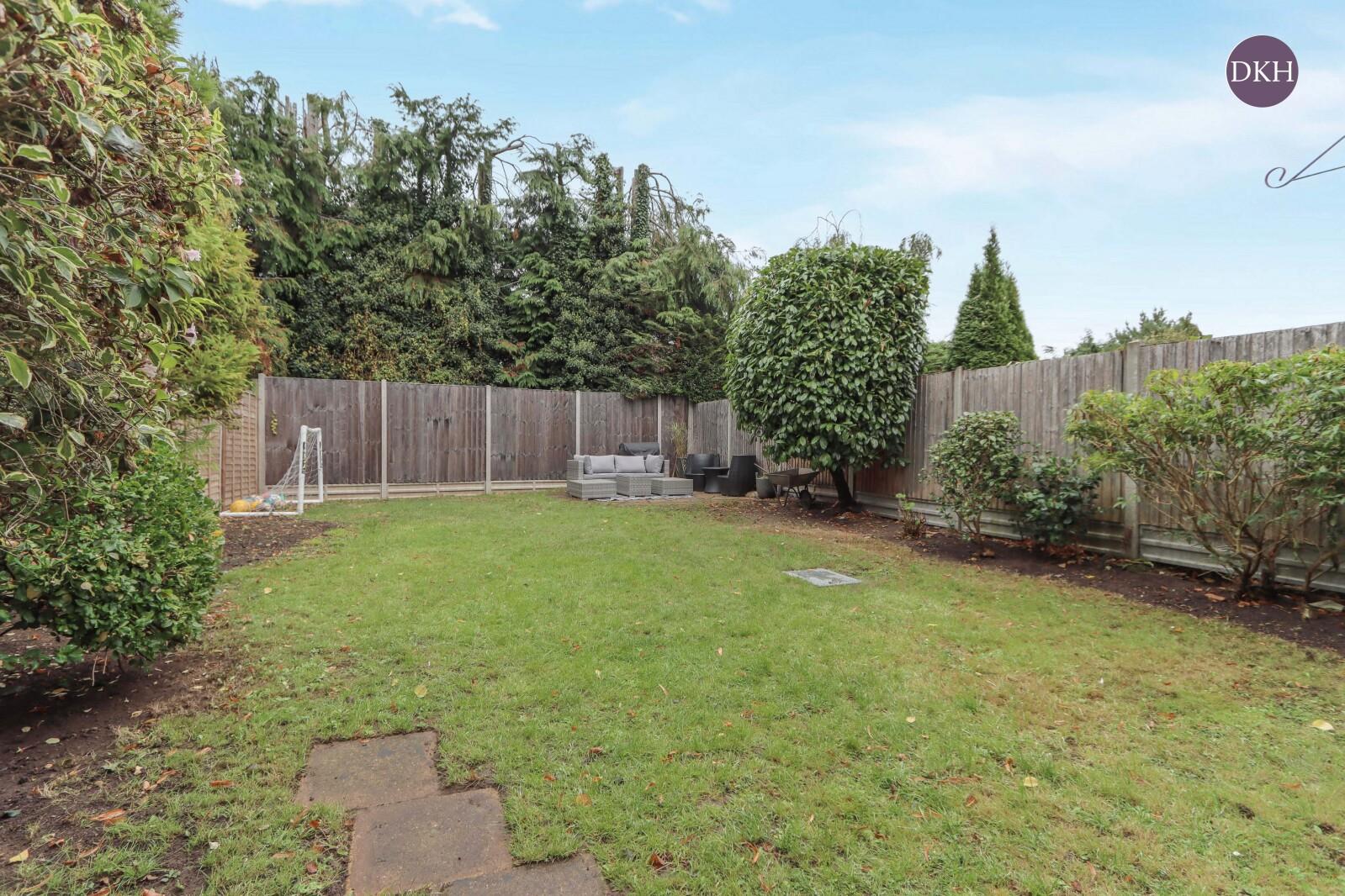 Property Image 97c783fe-f3da-45eb-b81b-485f7220e0bb