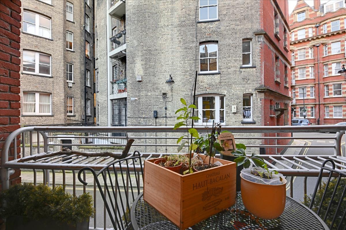 Property Image 97ca3d9a-e55f-48df-9006-b6aa62cc4637