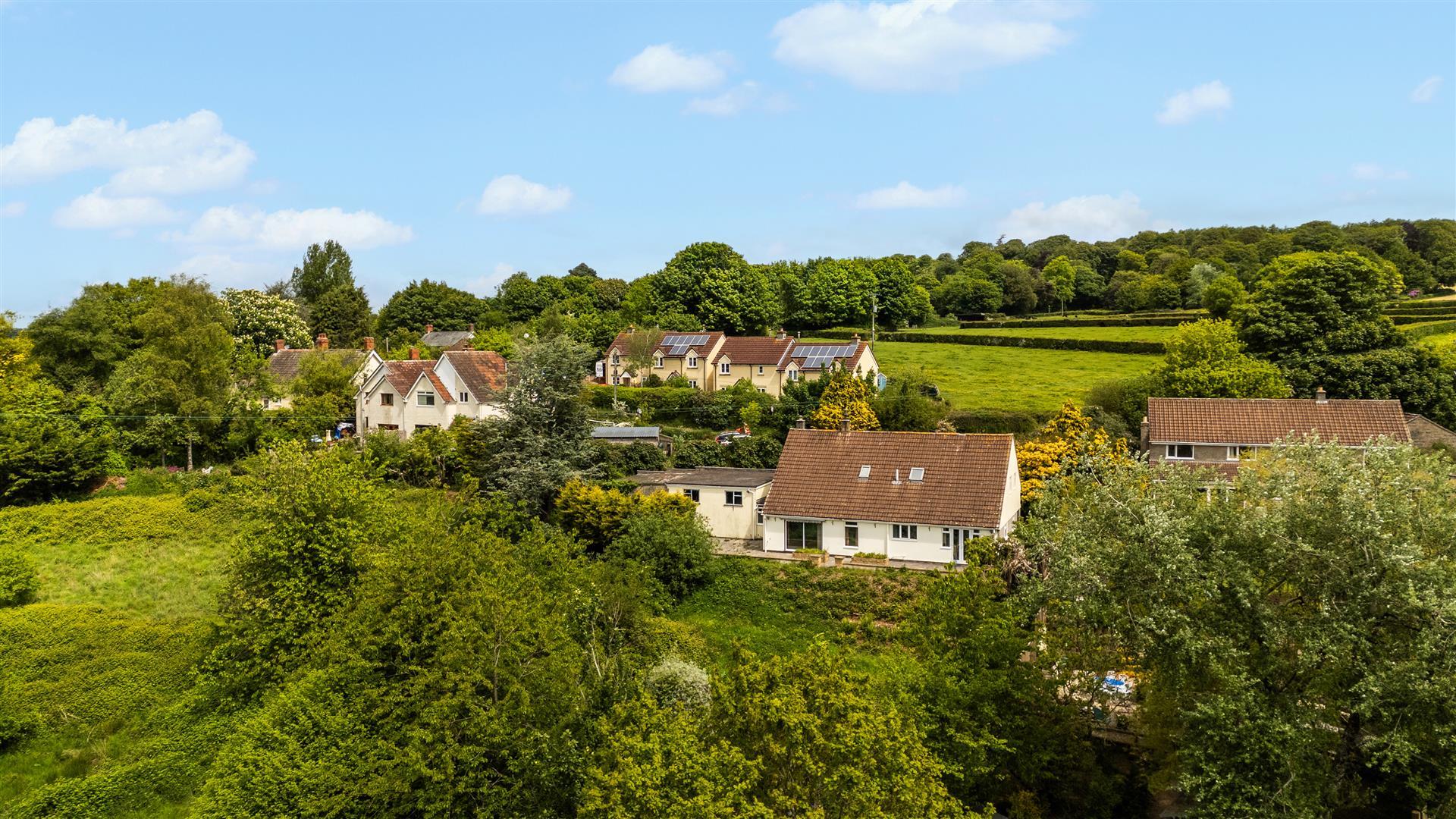 Property Image 97ca6ee5-11be-4371-9baa-ed562a0662f7