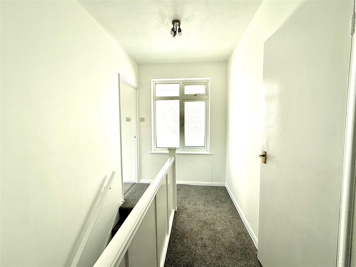 Property Image 97cbfaca-7303-4602-b3e5-6bc4c7479daf