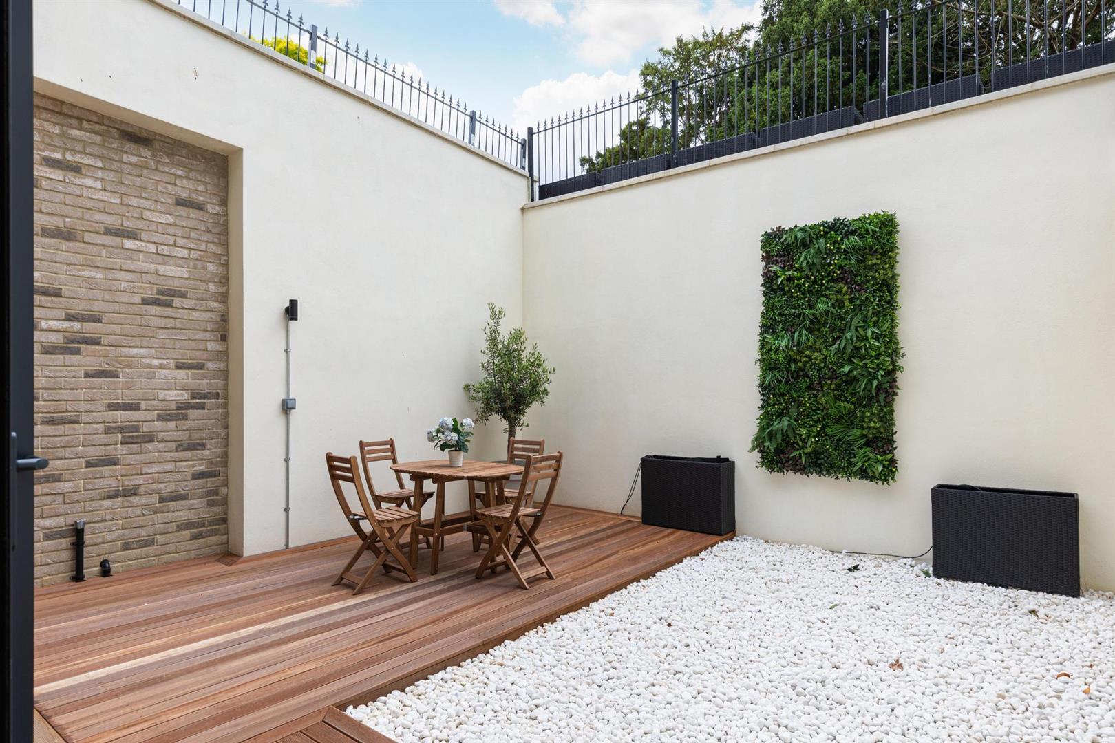 Property Image 97d03425-9734-4fd8-a5ae-89c71605e555