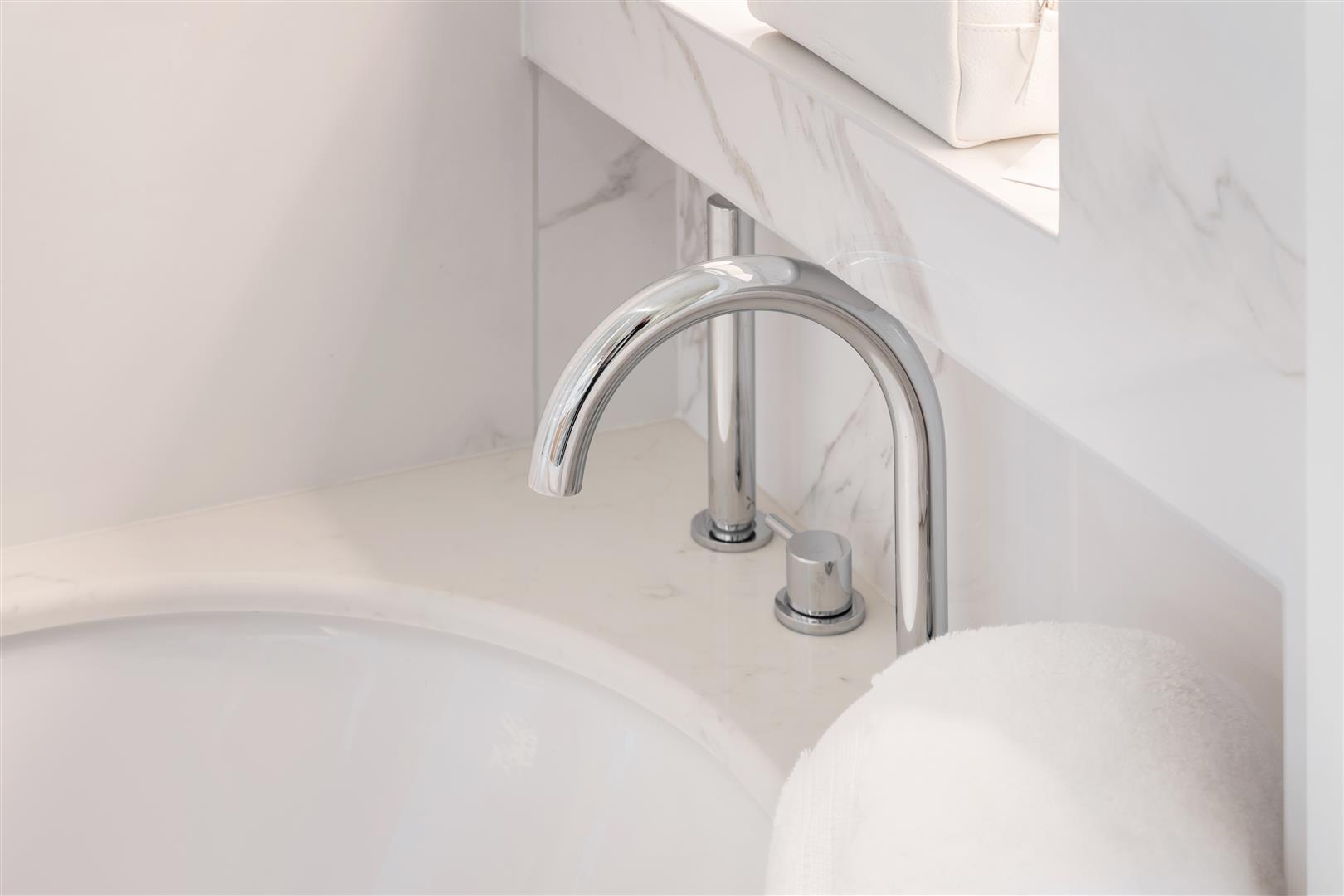 Property Image 97d18d0b-a1c3-4e50-b03f-16f4a56dab2f