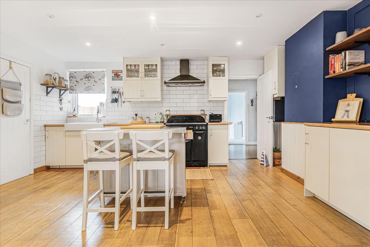 Property Image 97d2a40b-c76f-47e0-adbe-ee678a61da12