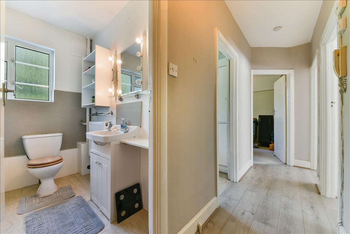 Property Image 97ddeaca-174d-4a8b-af8f-4f254b107f58