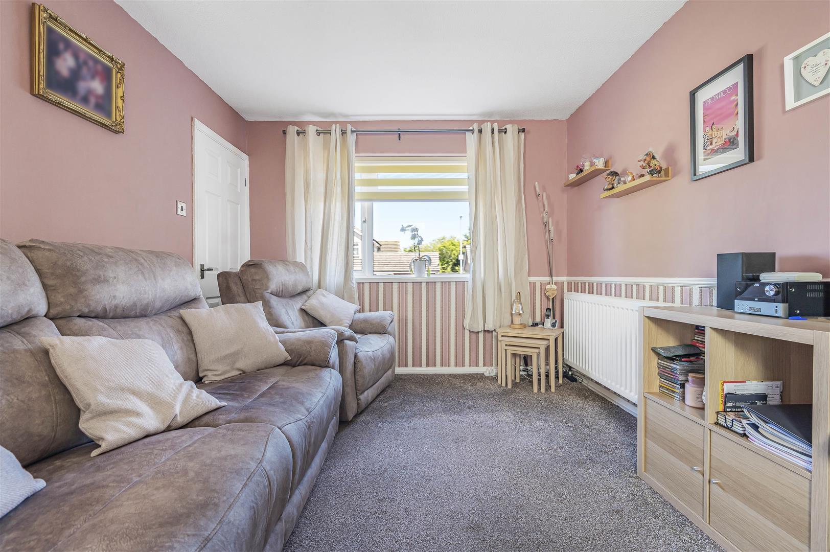 Property Image 97e2697f-bb3e-4251-b3c2-3eb134d7e5b5