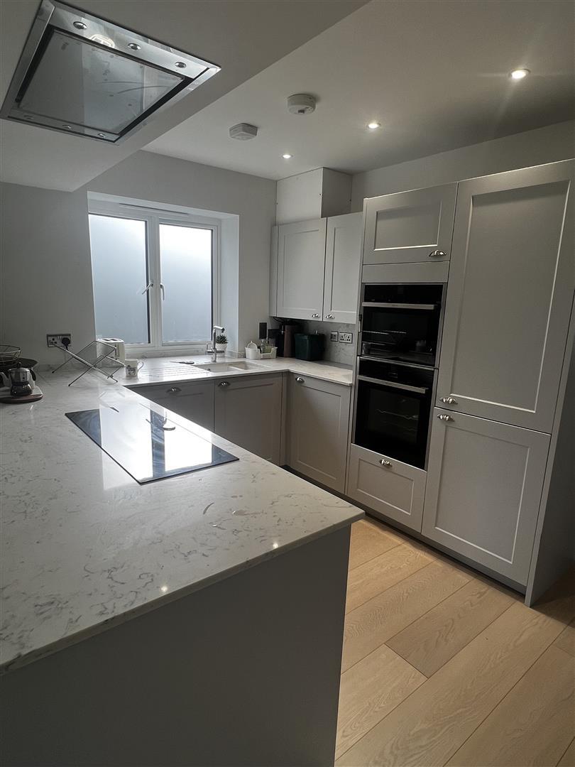 Property Image 97e4d8f0-3e9c-48a3-a15d-2c7aa803c6db