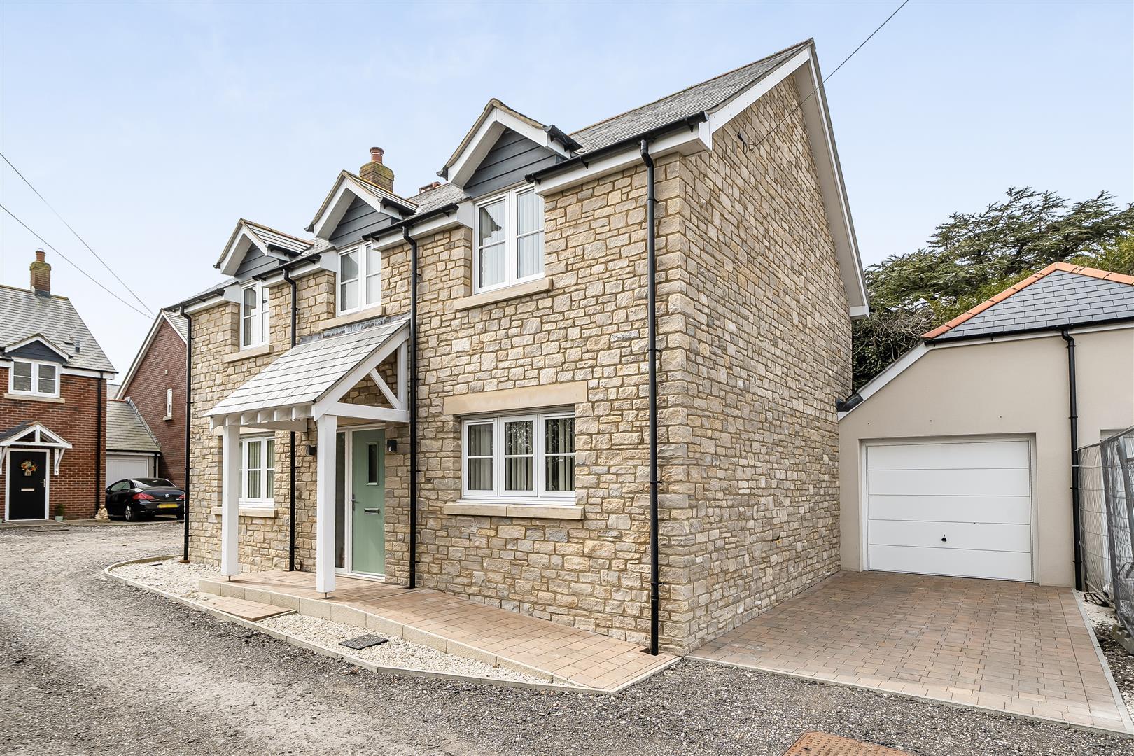 Property Image 97e540ee-9acf-4800-ab1b-56263a11555f