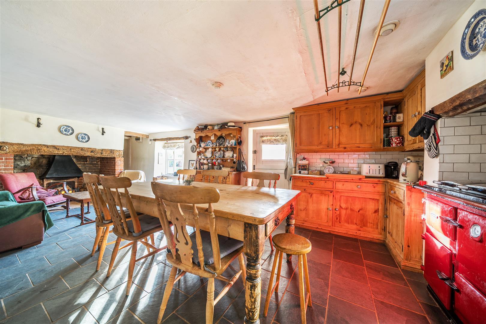 Property Image 97e6a8ed-00d5-4914-9e89-93e502cafa9b