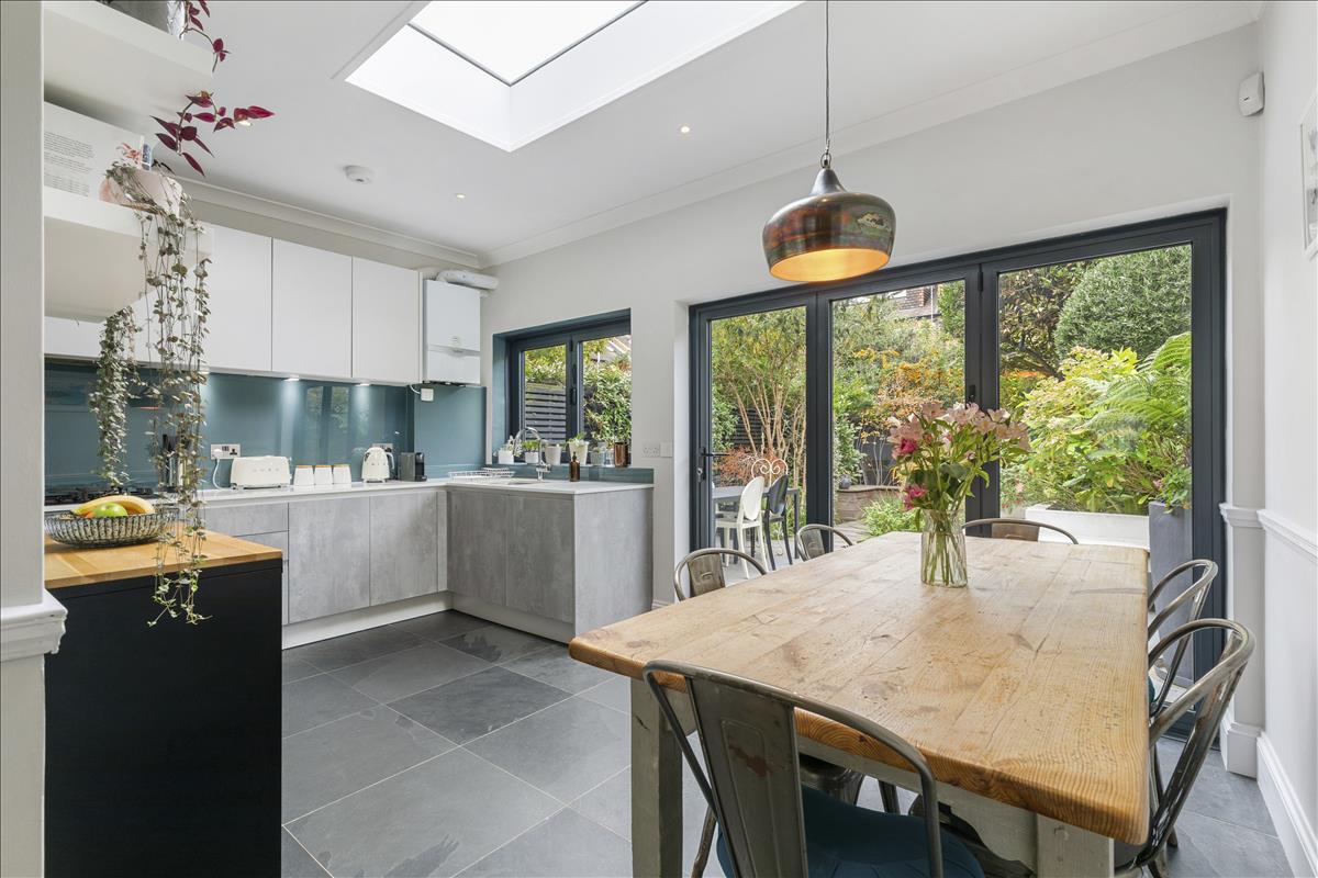Property Image 97e6c14b-2211-45f5-b877-1877e559d5ab