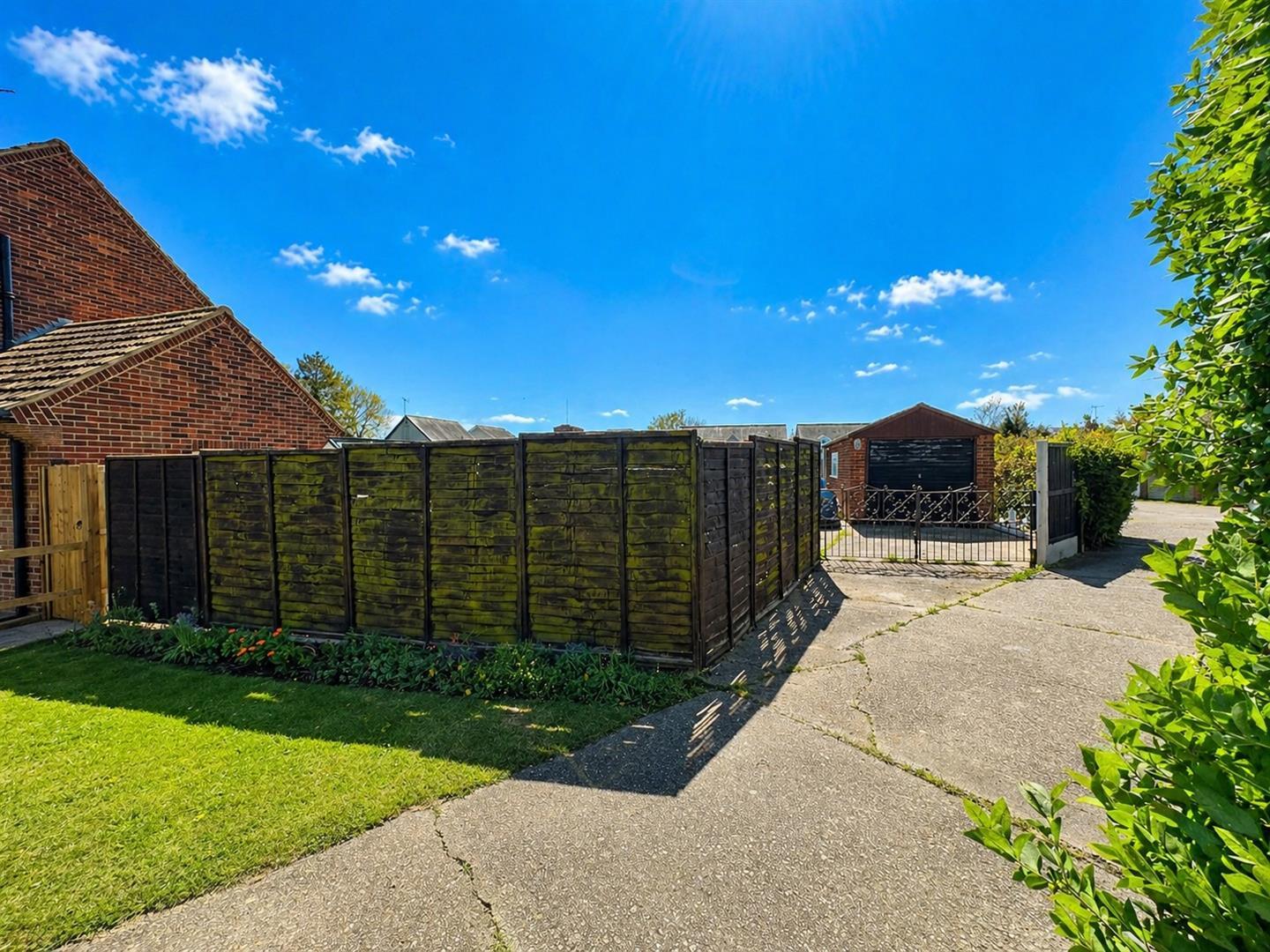 Property Image 97f3af01-f5c9-4610-a667-a3d3bda9c02d