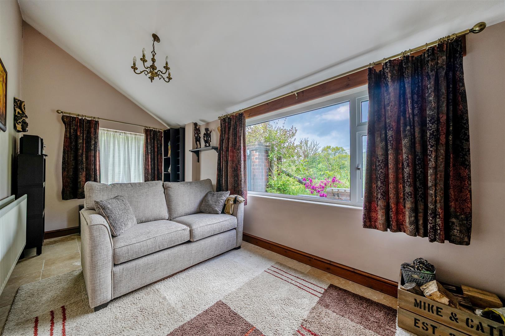 Property Image 97fdb401-b009-4126-8f17-a2c7519666e5