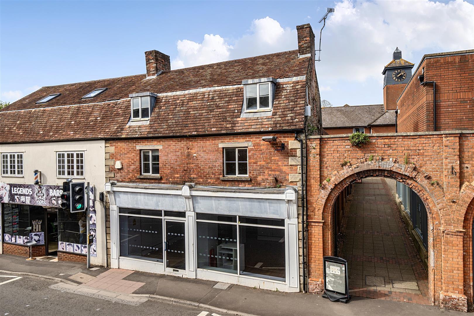 Property Image 97ff0850-2ff8-49bc-bfd6-6fe86e25a10f