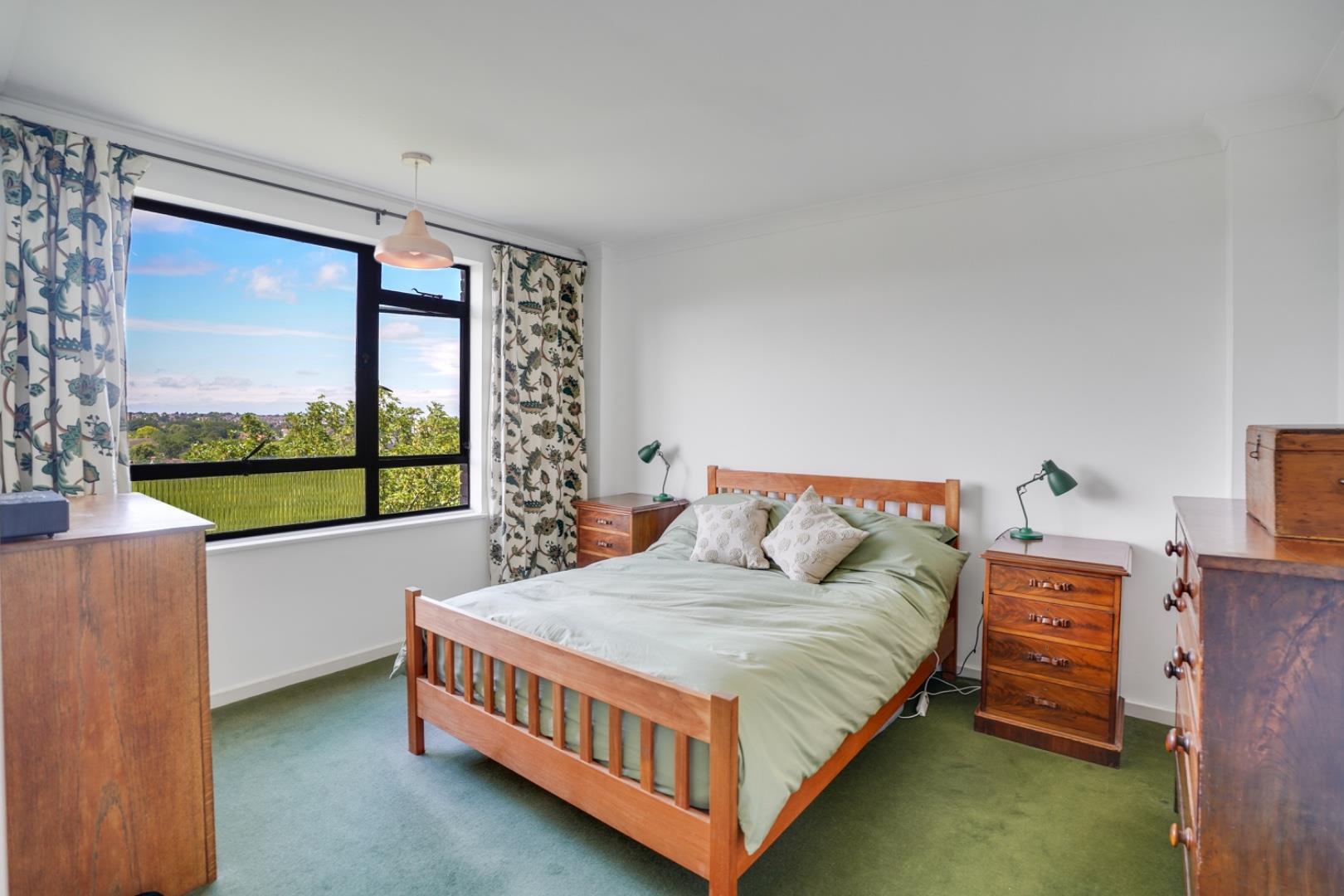 Property Image 98019225-e108-4b36-aee4-a0496ce215ac