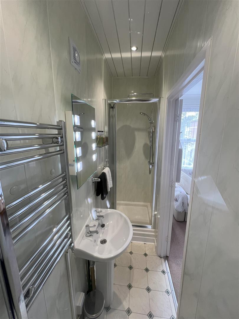 Property Image 98083c86-1cea-48e4-a778-3b87498aec24