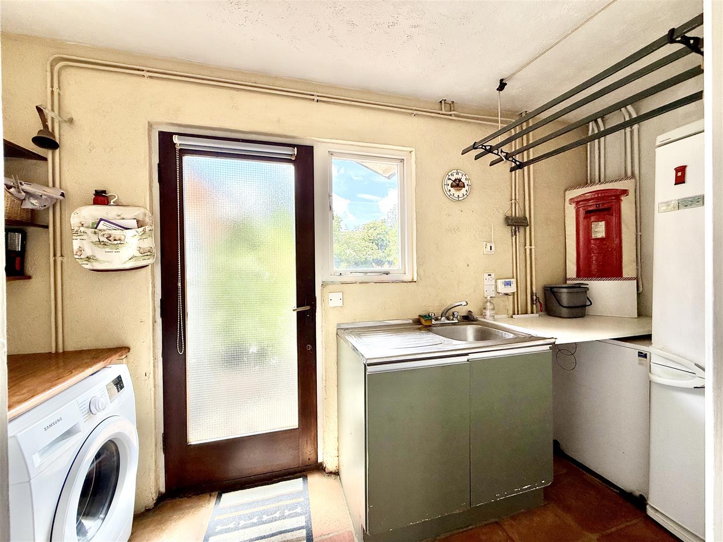 Property Image 9822d747-f315-40c9-b025-2ec95493cbc7