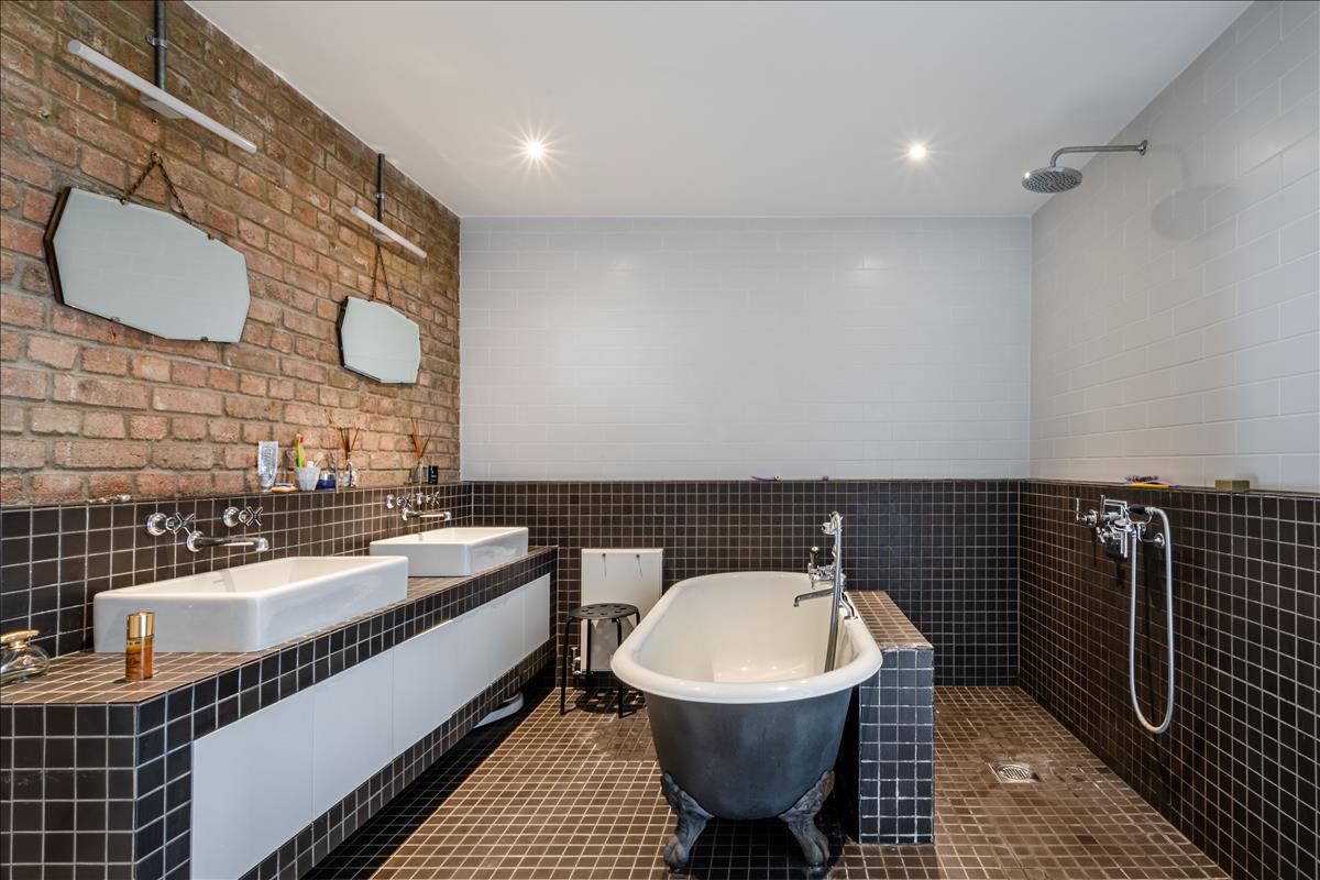 Property Image 983ac309-73fa-4348-9b02-deb19f1d8d9f