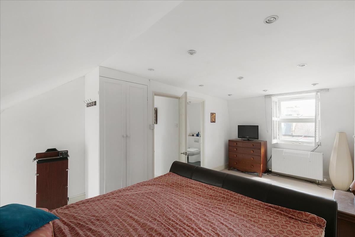Property Image 984141f6-b130-41d9-92f0-26dcc98200d3