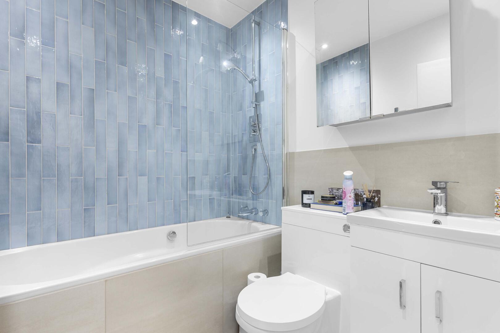 Property Image 984a7e04-a3f5-44ac-837e-64aaedf256e1