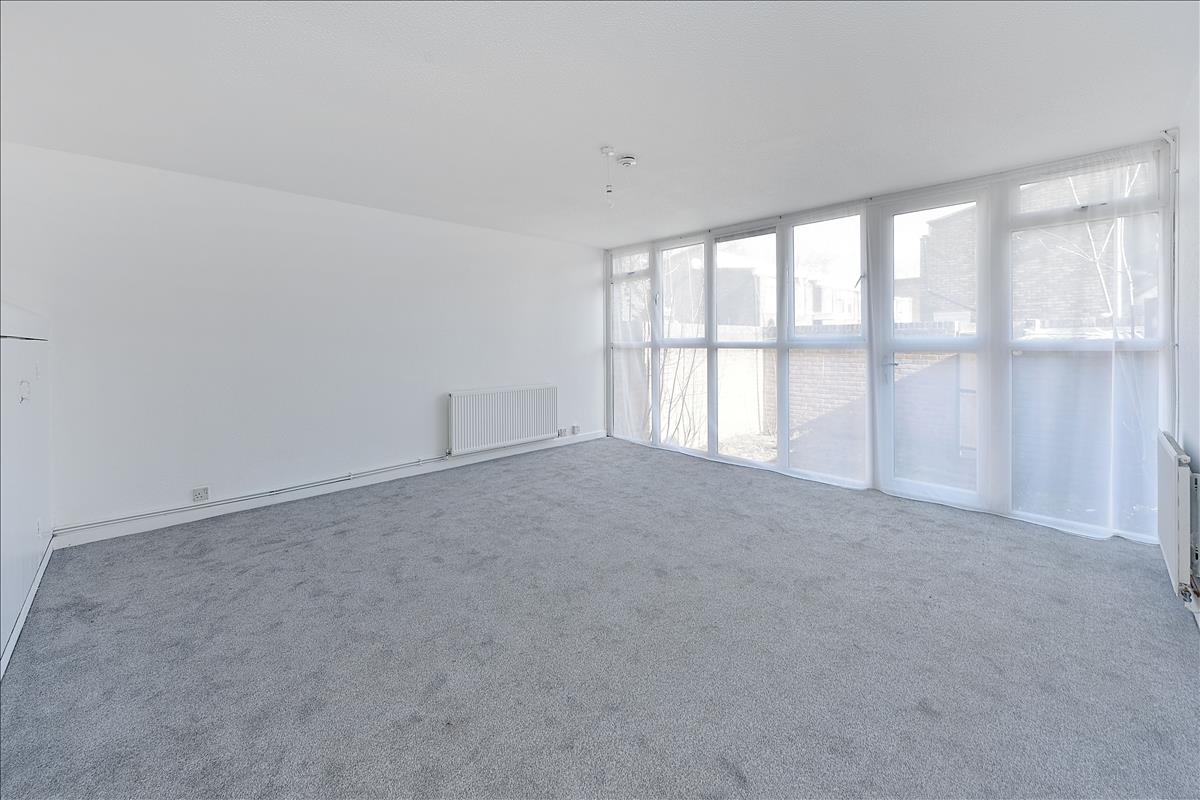Property Image 984c3646-253f-4245-9f6e-2cf490b79915