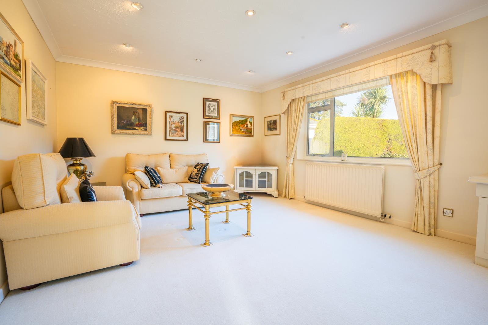 Property Image 98551cab-2c46-4396-a5f7-382bf9acfca2