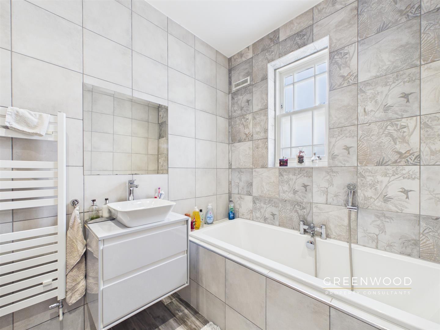 Property Image9872e183-c399-48f3-9ba6-575344b1f92d