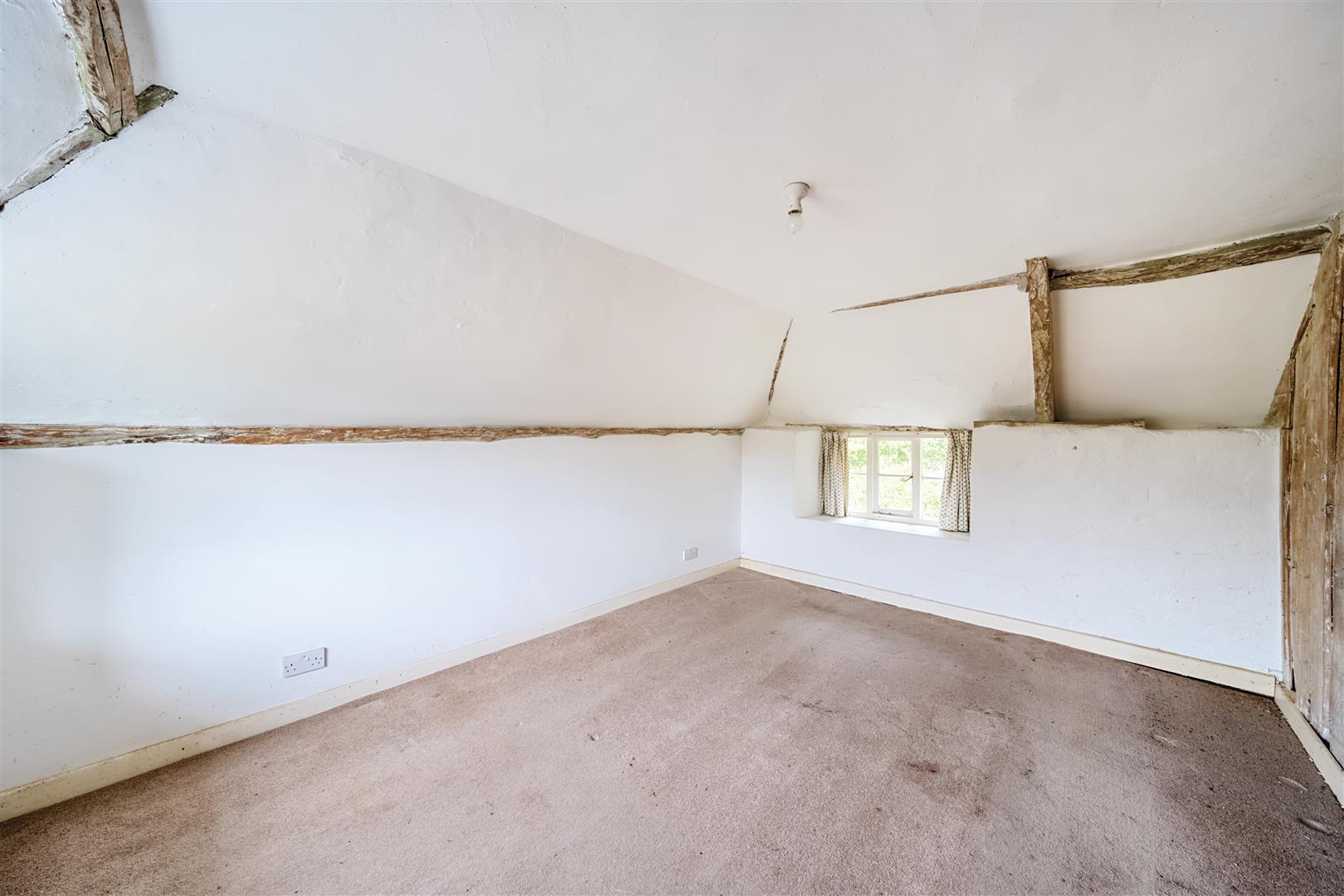Property Image 98849fa6-3d8f-40f1-9341-1d7747a2e8a8