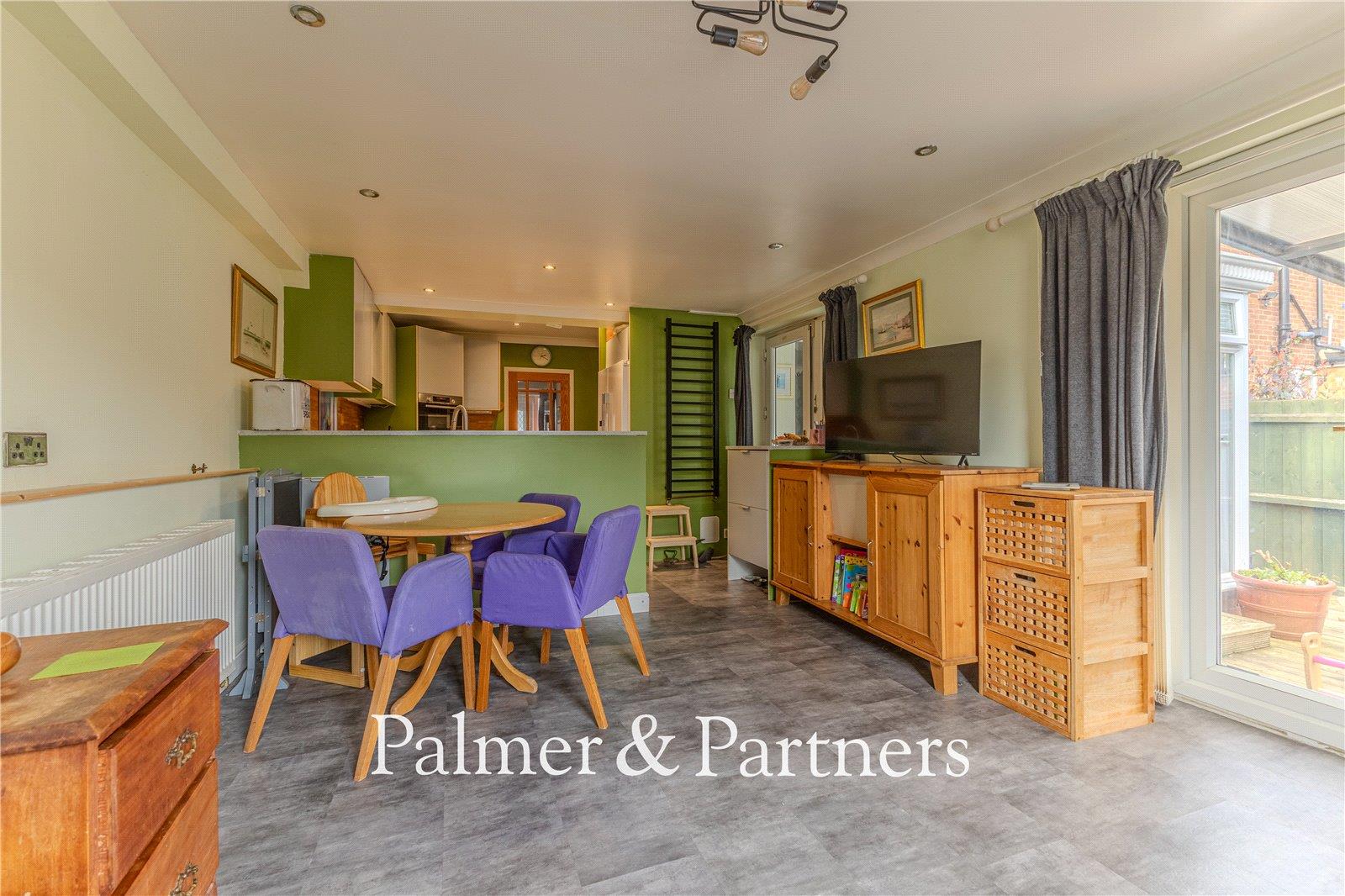 Property Image 989b790f-fc84-4c68-8d7f-ab855e3a189a