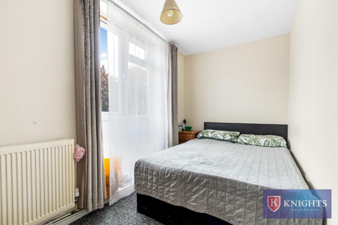 Property Image 989bd9e3-5105-40d1-8950-14eb974b13e4
