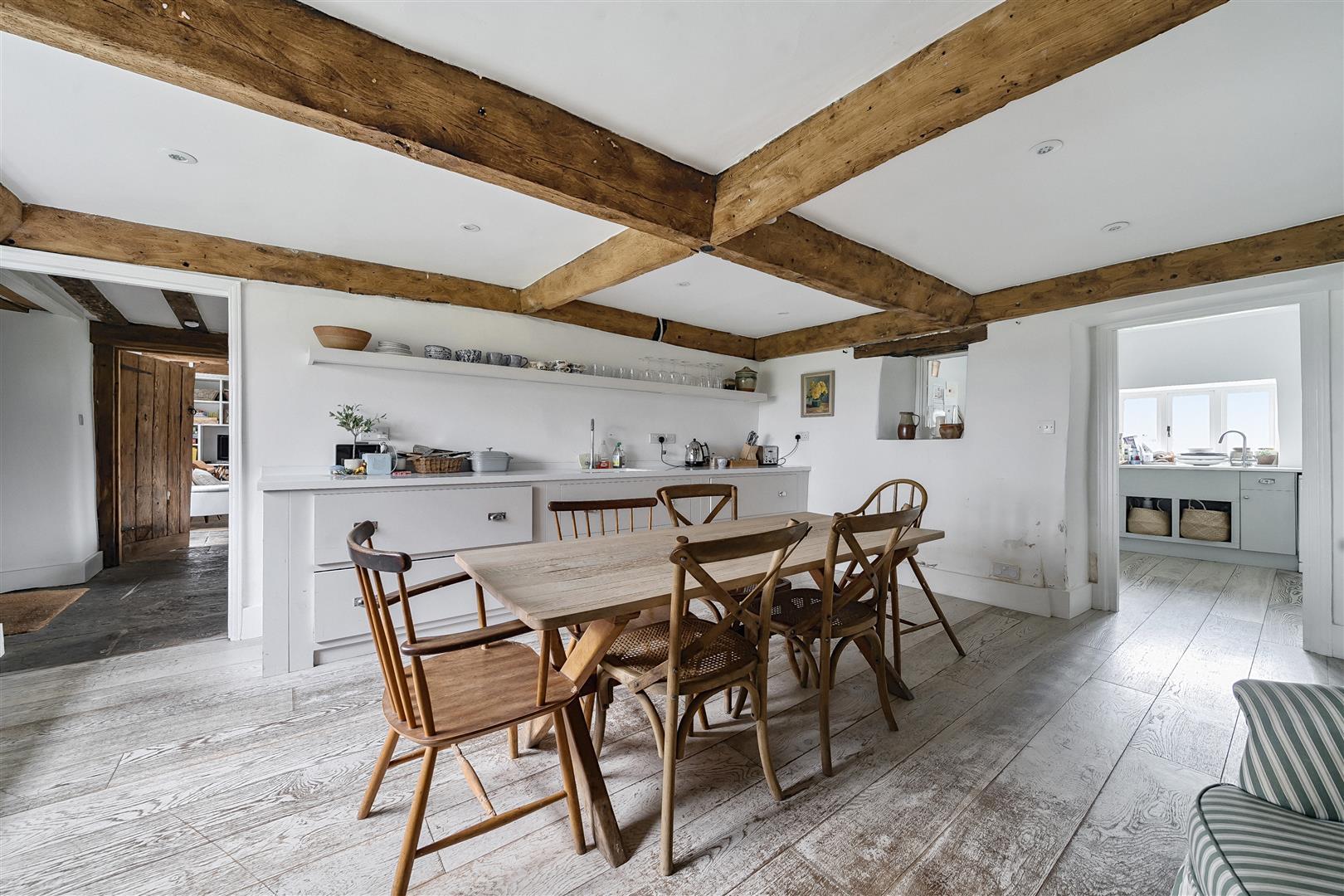 Property Image 98a84327-66a6-4483-b0ac-fe3b8d29f69d