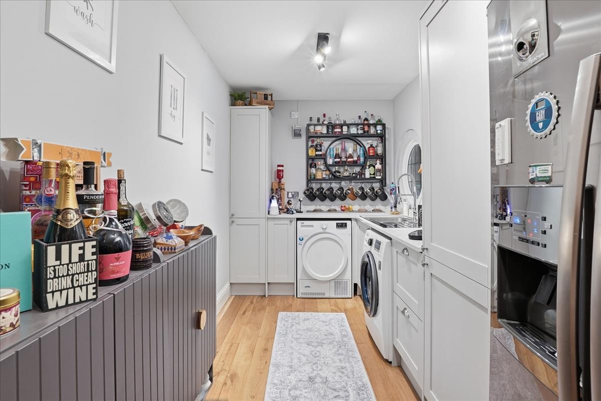 Property Image 98ab9ea9-6c12-40a5-84e5-fc2514caa851