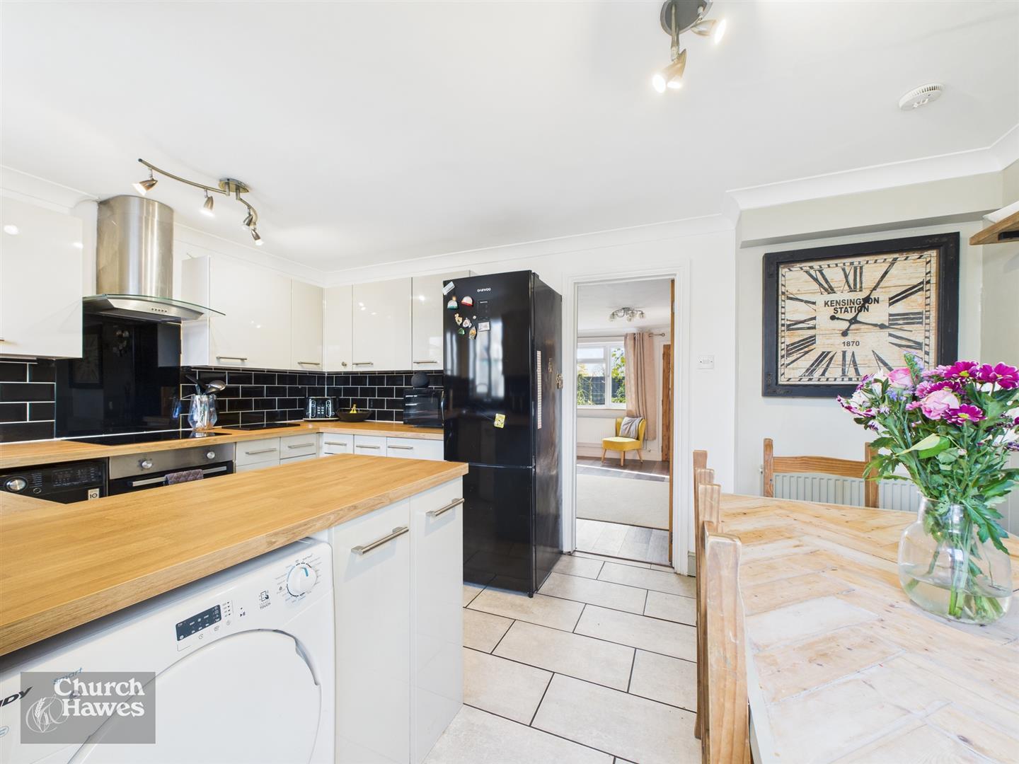 Property Image 98ac8103-3972-4798-a18b-b9fda89d6cd4