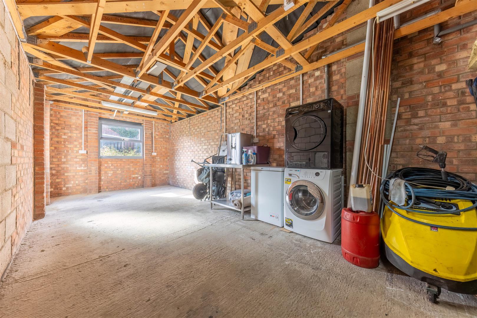 Property Image 98ad8b30-1730-41bc-9545-d347698626e4