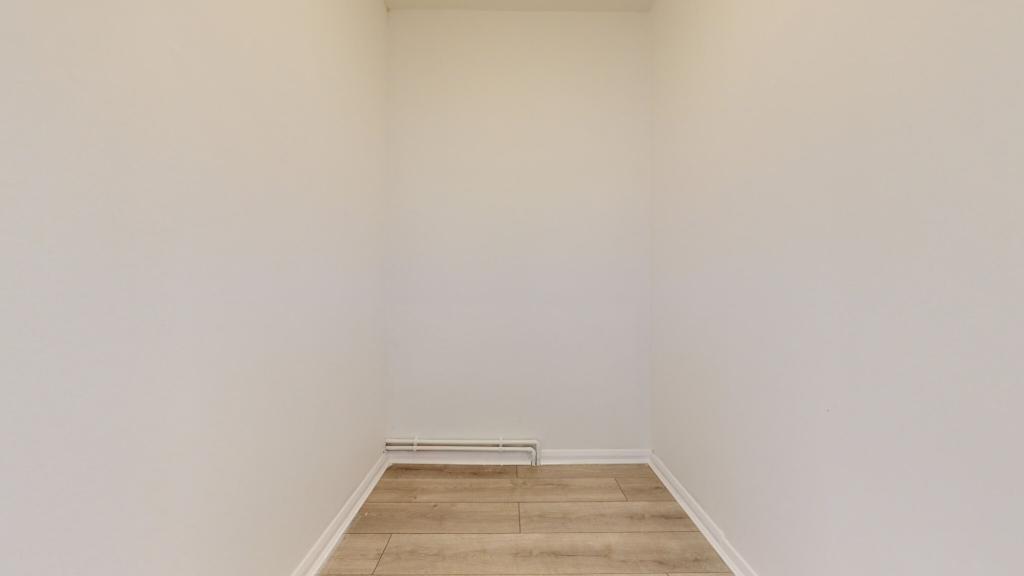 Property Image98b12fce-ba89-4117-899c-86a08798f29d