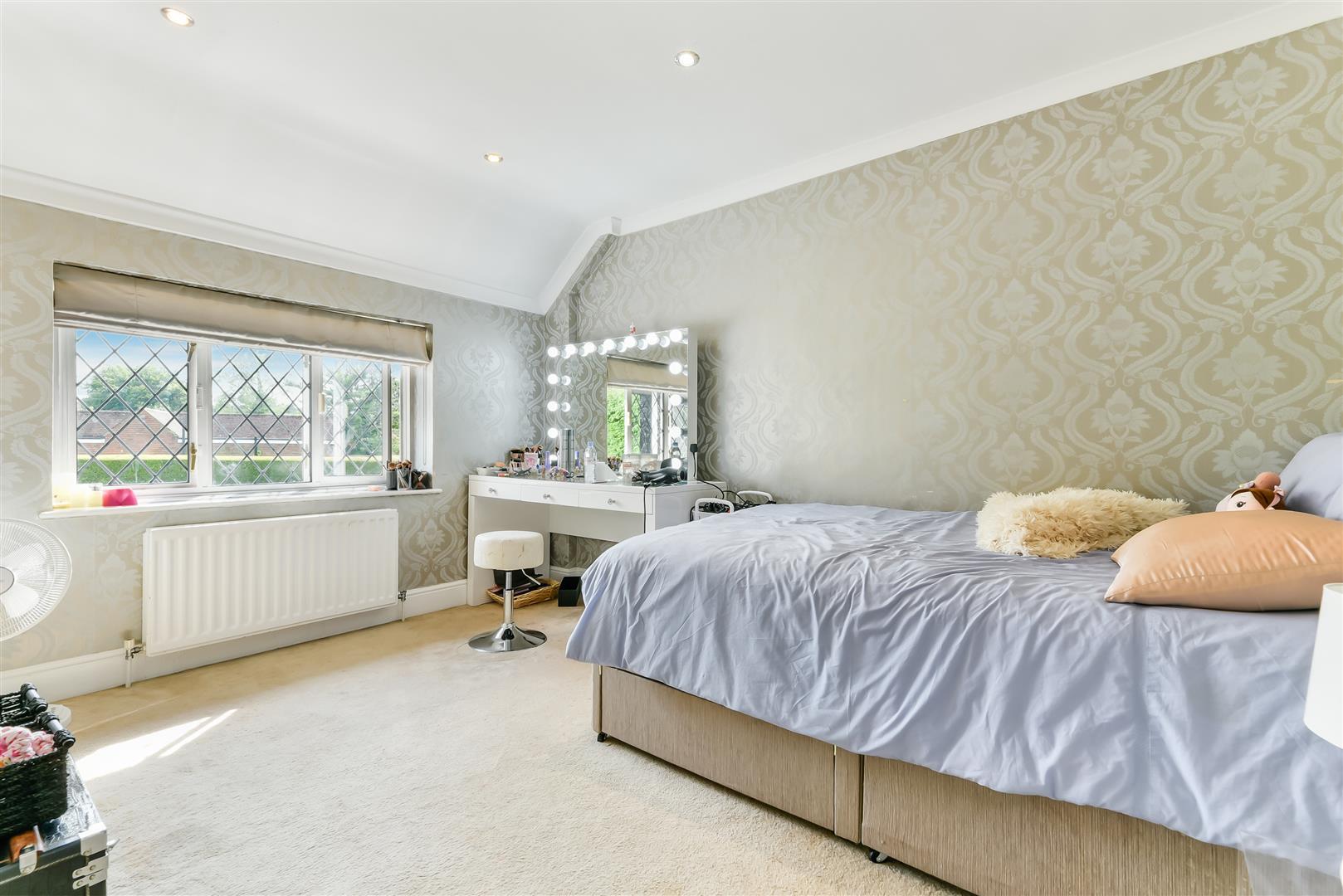 Property Image 98c7c2fe-f76d-4f01-847a-95b59cca1fd3