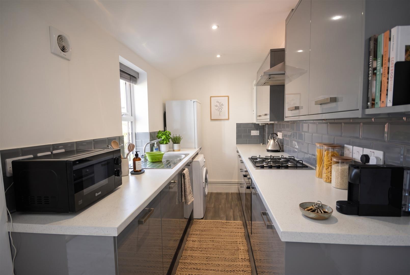 Property Image 98cdc09f-ab33-4cea-bb8a-40899ce93b36