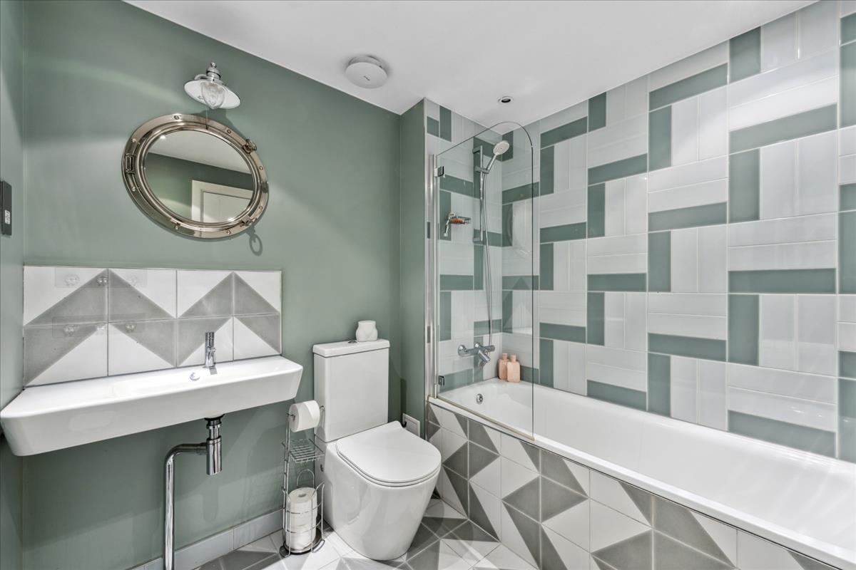 Property Image 98d0073c-c22c-498f-8c81-08a6376b2f5d