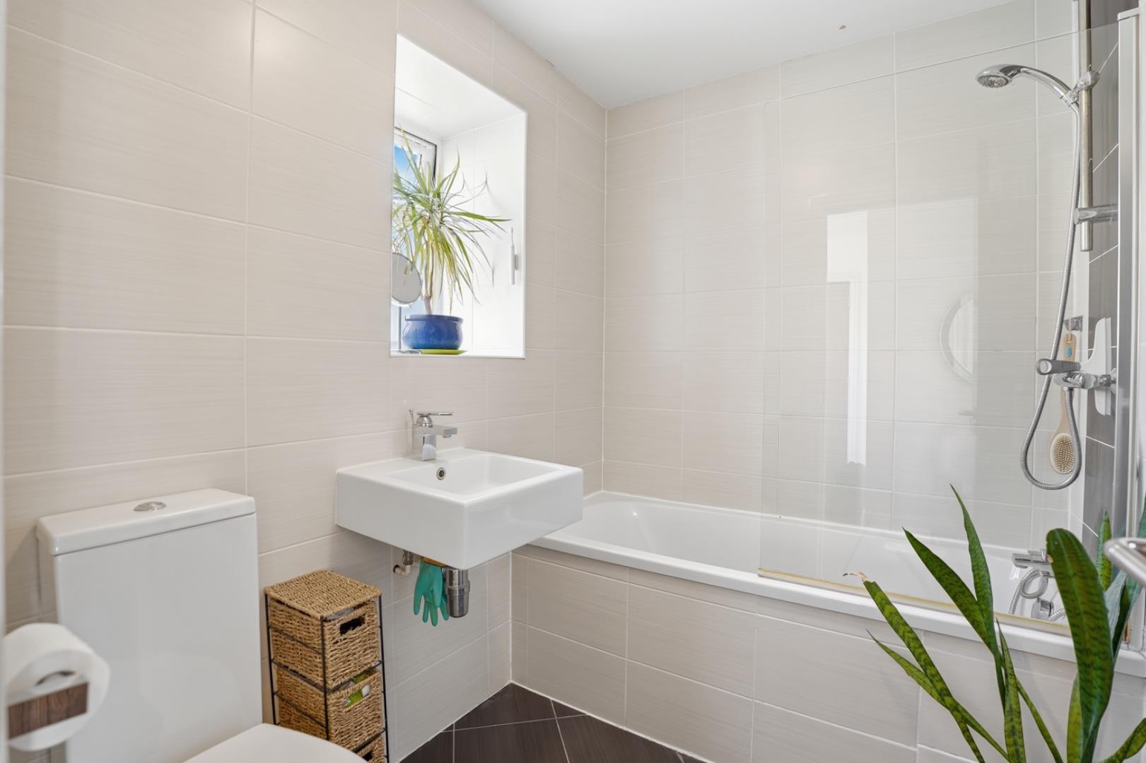 Property Image 98d2f32e-a283-4e6b-9131-d77f0c4d3e70