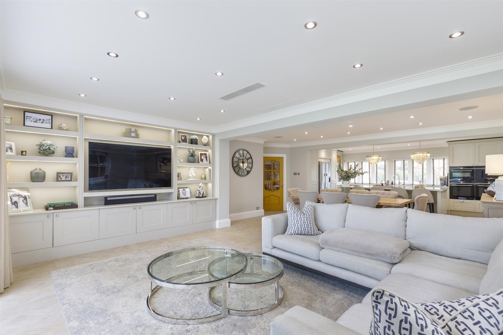 Property Image 98eee384-c89f-483e-9a99-3946d9e0bbac