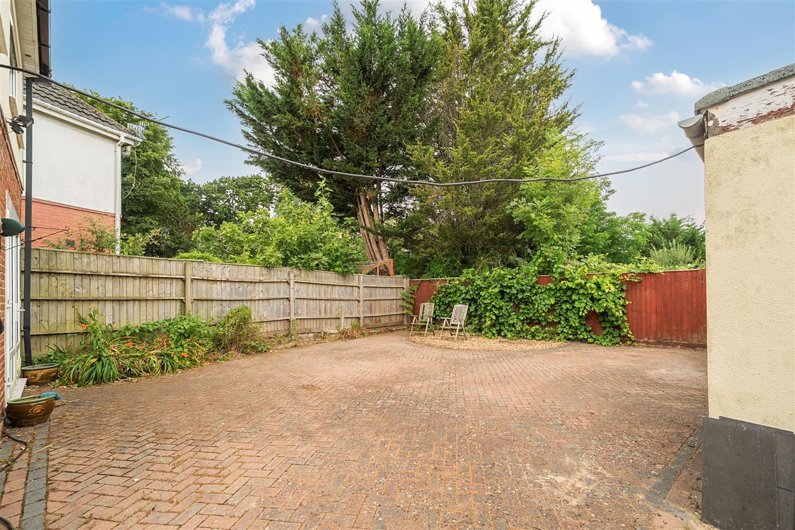 Property Image 98fcfd1b-264e-4e66-9ba8-8d38b106defd