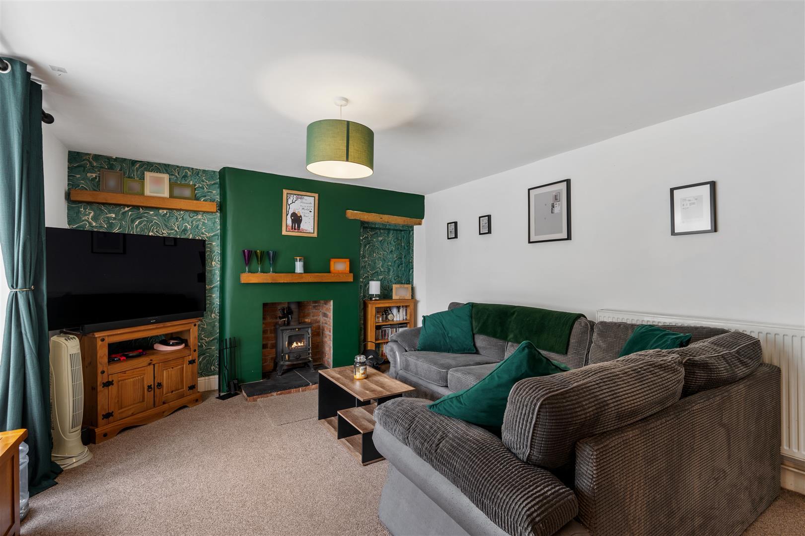 Property Image 9909bdb4-12ac-4c17-b42c-86c5c9093ab2