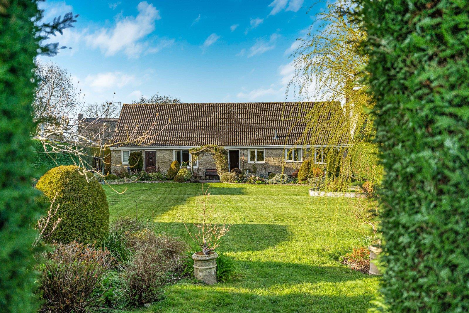 Property Image 990c7918-b65e-42f2-92ce-371672484db5